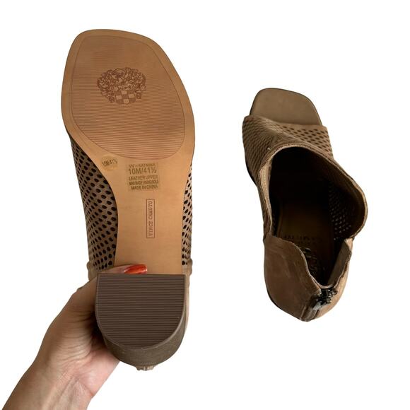 Vince Camuto Katnina Truffle Taupe Perforated
Nubuck Open Toe Booties Size 10 - Picture 8 of 8